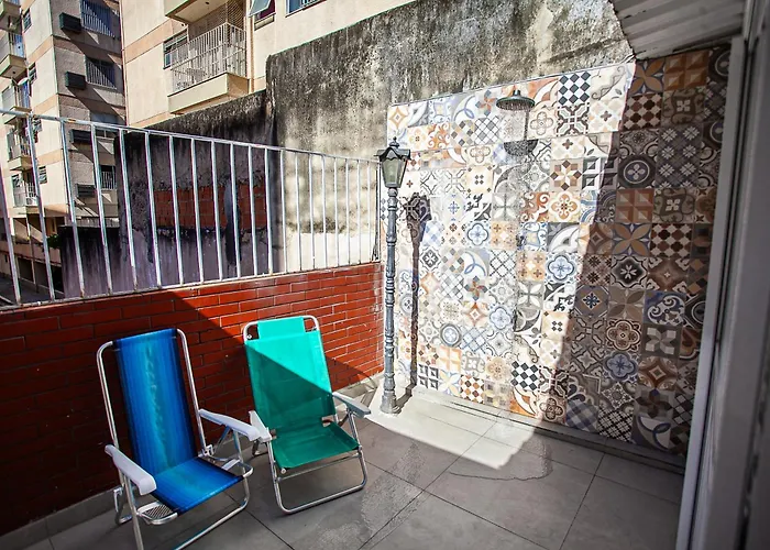 Espaço Sideral - Quartos com ar-condicionado, 5min Estádio Maracanã, 8min UERJ, shopping, 12min metrô, wi-fi 300mbp, ampla área comum com cozinha - prático e confortável Rio de Janeiro